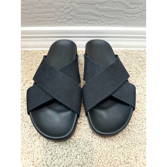 ROTHY’S | The Weekend Black Crossover Slide Sandals NWT | Women’s 10.5 - Picture 3 of 7
